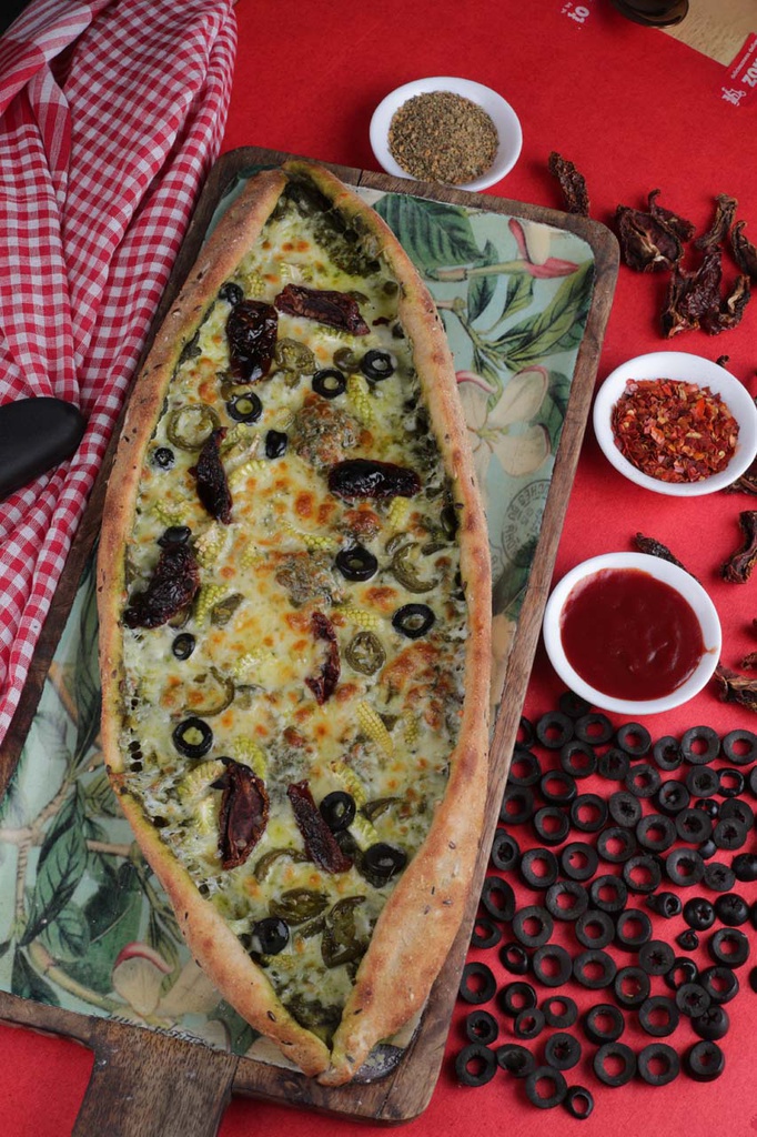 Mediterranean Turkish Pide