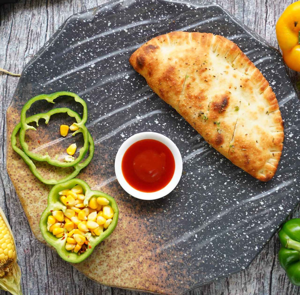Americano Calzone